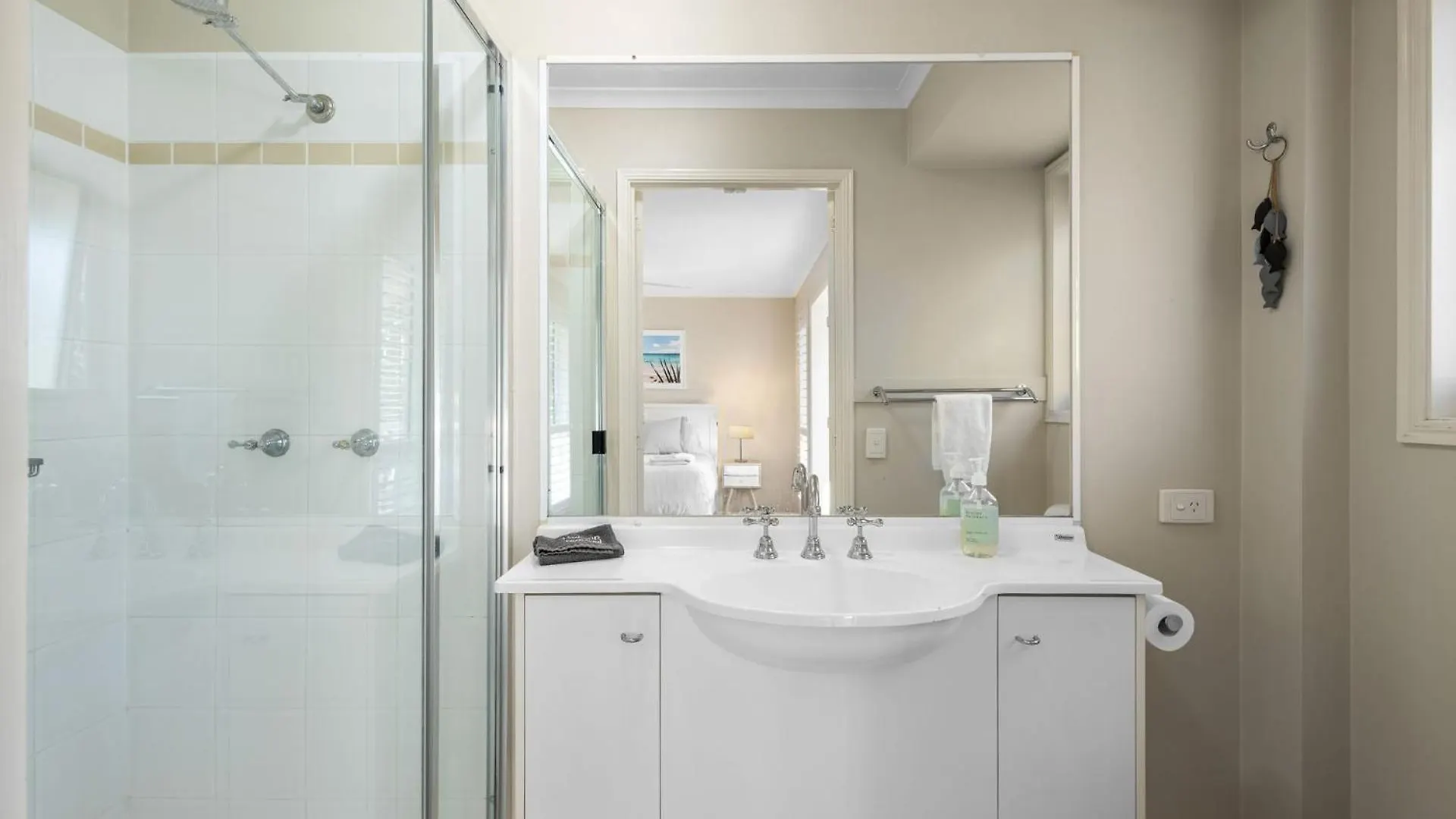 Unit 12 Sunset Cove Apartment Noosaville